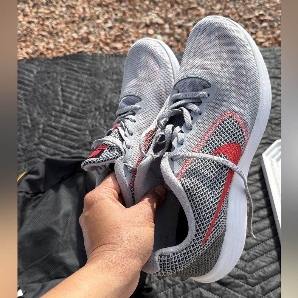 Nike Men’s Revolution 3 GS Gray Athletic Running Shoes Orange Swoosh sz US 10 - Picture 2 of 8